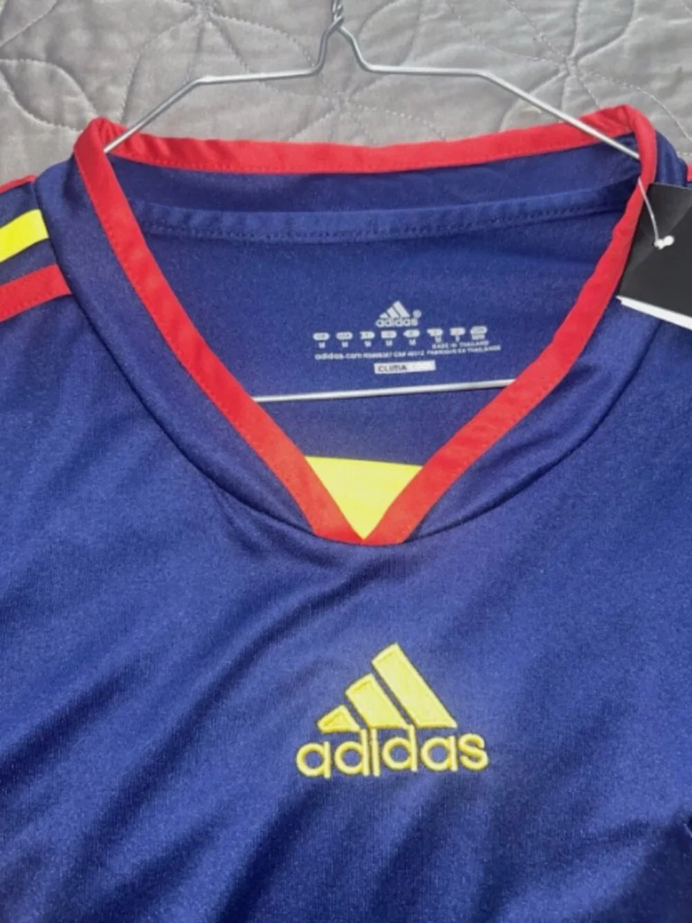 🔥 Spain 2010 World Cup Final Jersey – Andrés Iniesta #6 – BRAND NEW w/ Tags